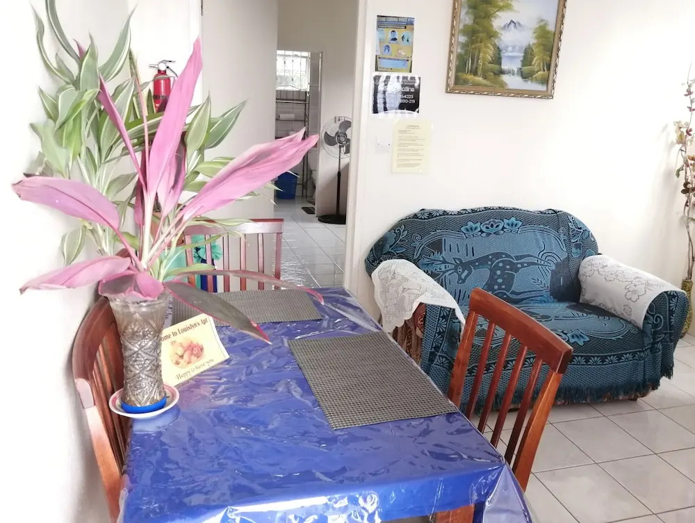 Louislyn Apartments