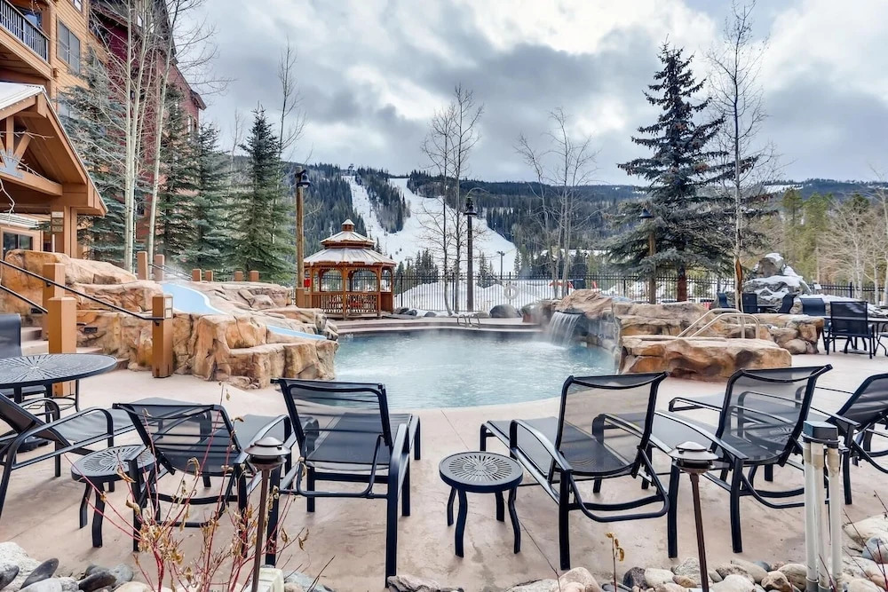 The Springs Premier 2 Br/2 Bath- Walk To Slopes 2 Bedroom Condo