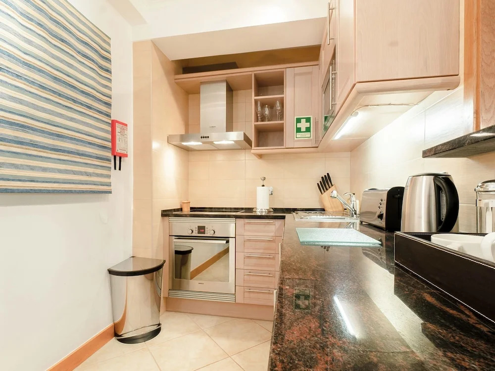 Wonderful Apartment in Lagos with Hot Tub