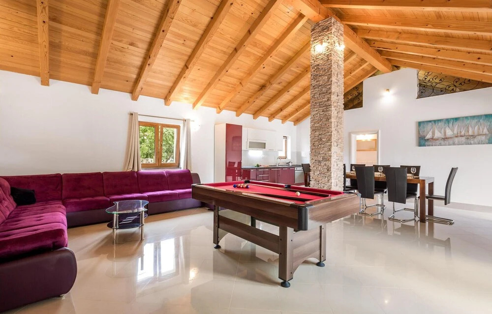 Amazing Home in Gostinjac With Wifi and 3 Bedrooms