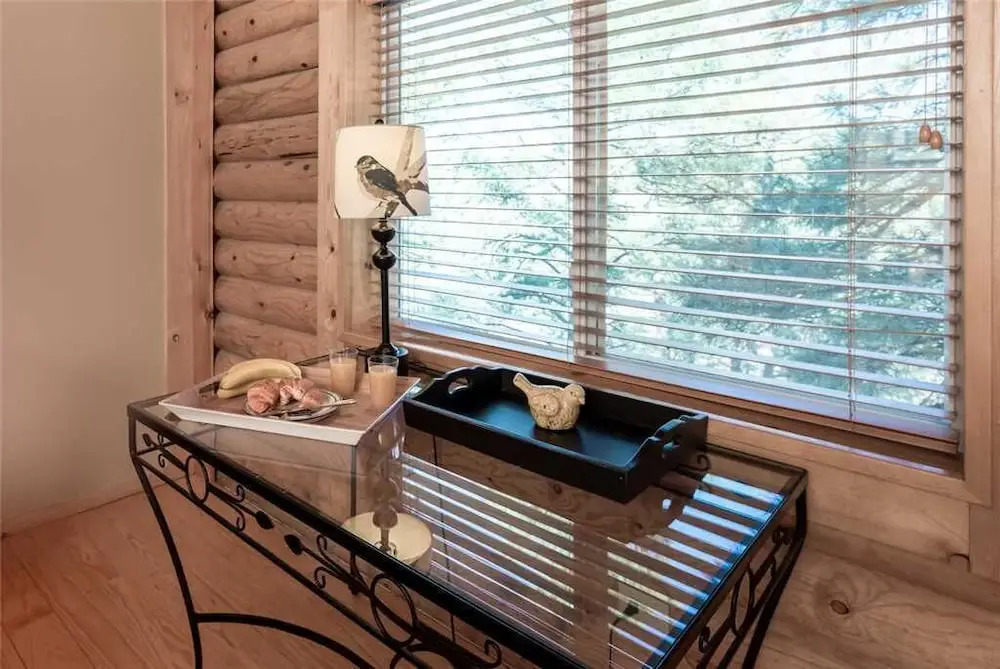 Mountain Valley View - Three Bedroom Cabin with Hot Tub
