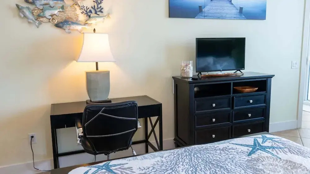 Just A Dream - 26th Floor Luxury @ Sapphire 3 Bedroom Condo