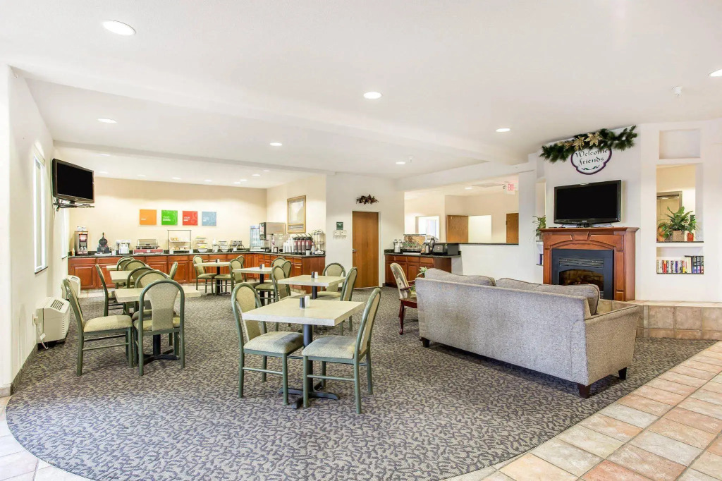 Comfort Inn & Suites Riverton