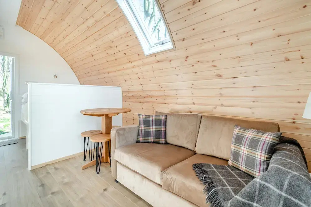 Carlton Manor Pod 2