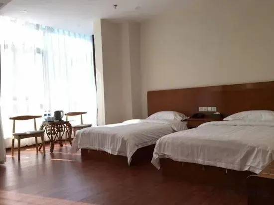 Huaibei Xiangfeng Hotel