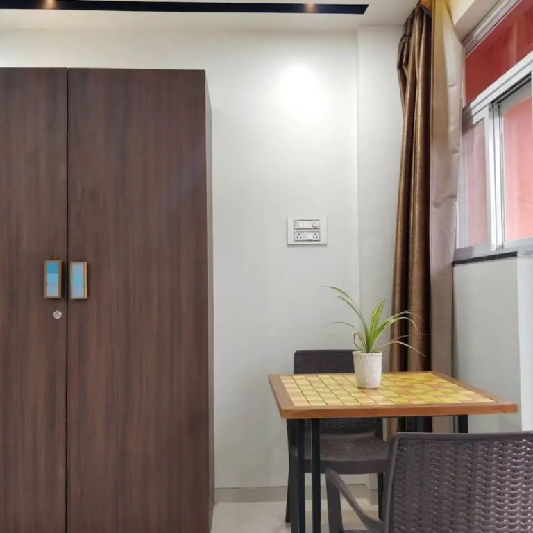RP Studio Rooms