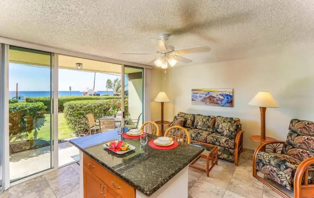 Kona White Sands A4 Romantic Ocean View!