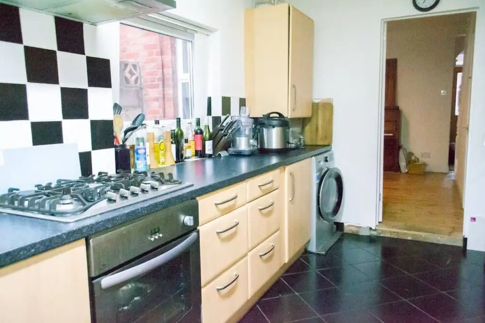 Bright 3 Bedroom House in East Oxford