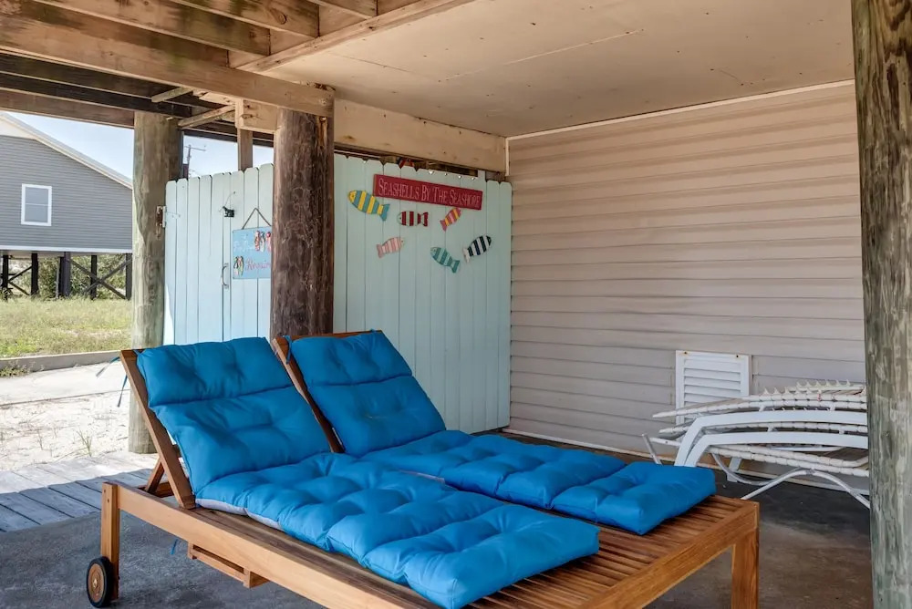 Sunset Point - 2249 Mallard St 3 Bedroom Home by RedAwning