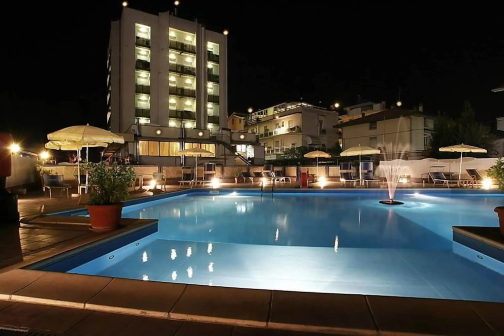 Hotel Avila In