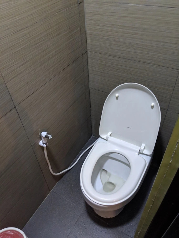 Nest Hostel Yangon