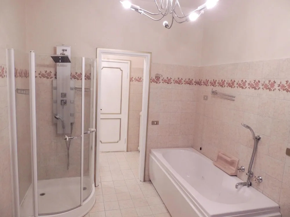 Apartment With 4 Bedrooms in Brescia, With Furnished Terrace and Wifi