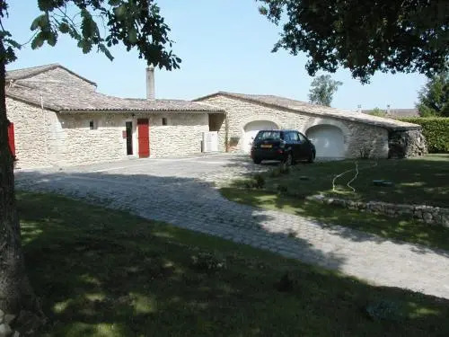 Chambres dhôtes Noailles