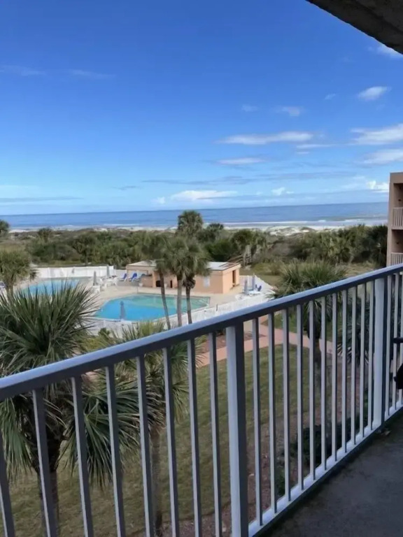 Stbt 405: Beachside Condo With Pool & Elevator 2 Bedroom Condo