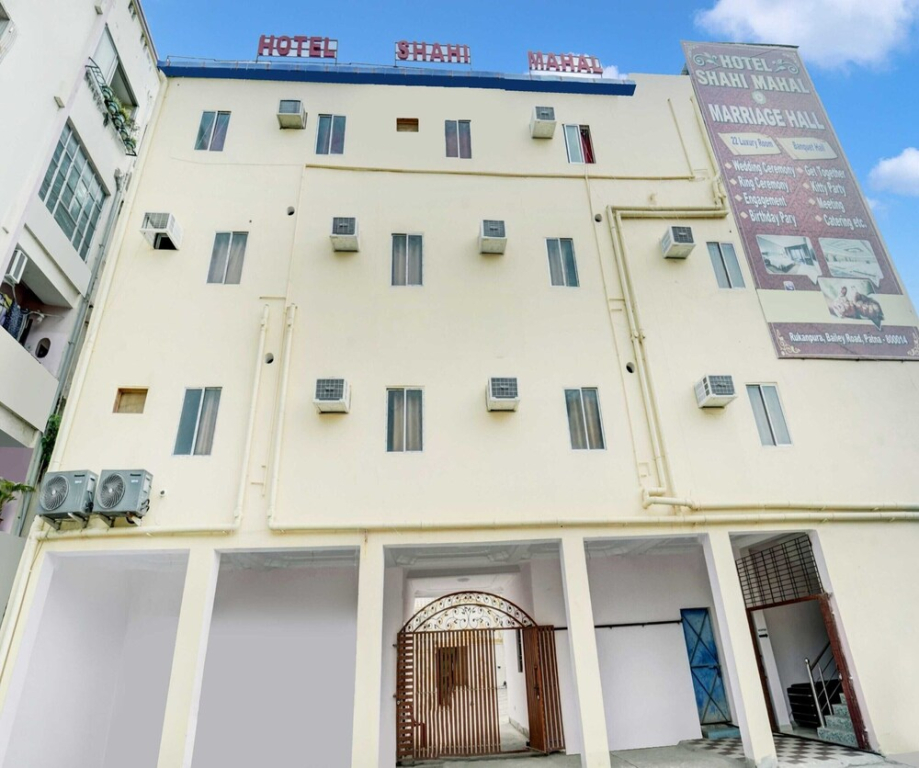 OYO 828246 Hotel Shahi Mahal