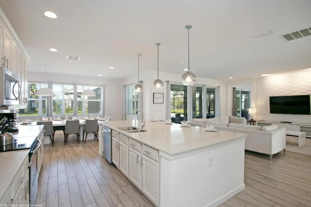 Sonoma Resort 7 Bedroom Vacation Home with Pool 1849