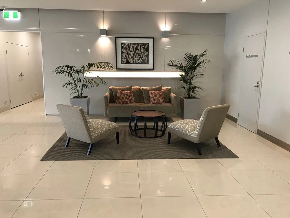 Grand Hotel Apartments Gold Coast by owner