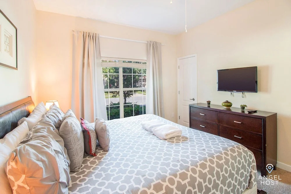 Vacation Home With Private Pool Near Disney!