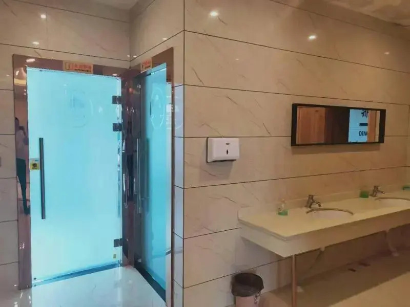 GreenTree Inn Nanshan Park Express Hotel