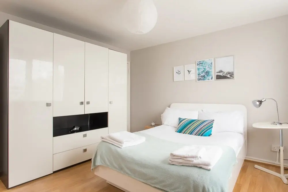 Bright Islington Apartment