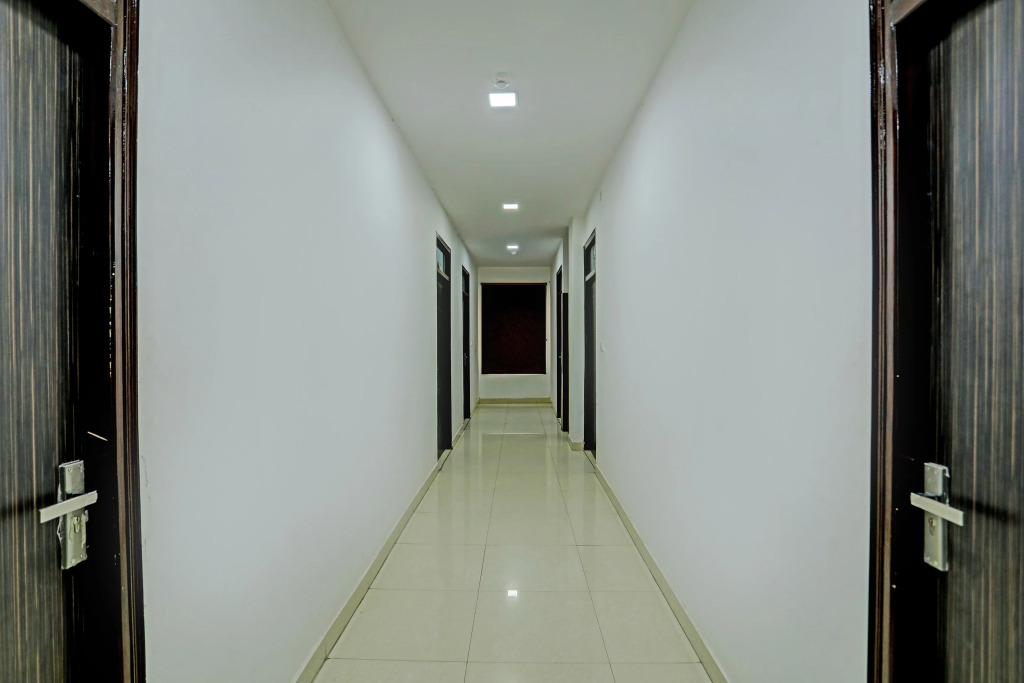 Super Hotel O Solam Inn