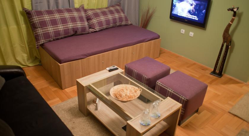 4 Rooms Apartments,free garage parking for motorcycles