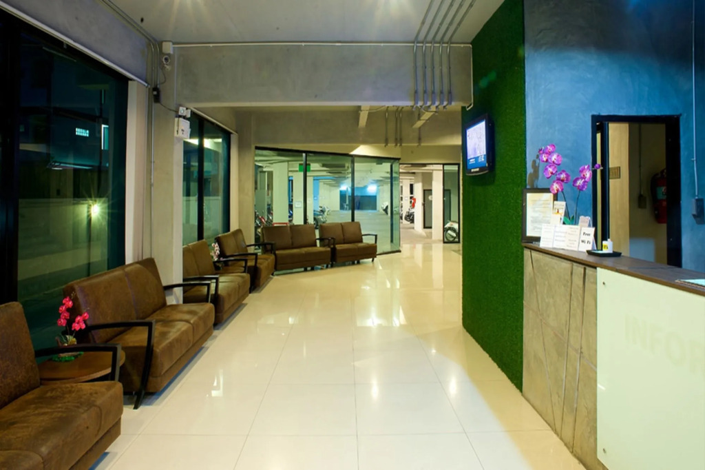 B2 Green Boutique & Budget Hotel