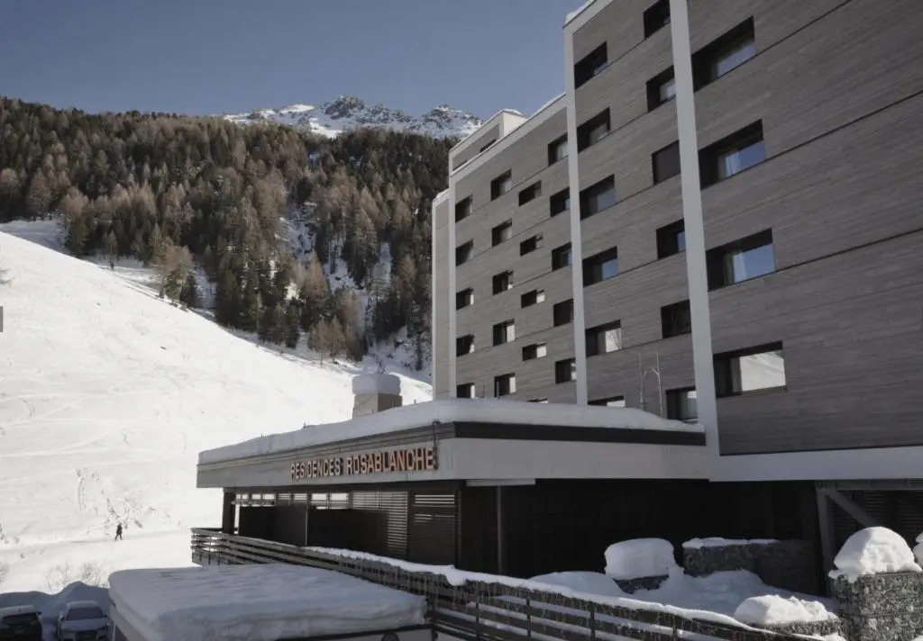 Ski in Ski Out Apartment Siviez