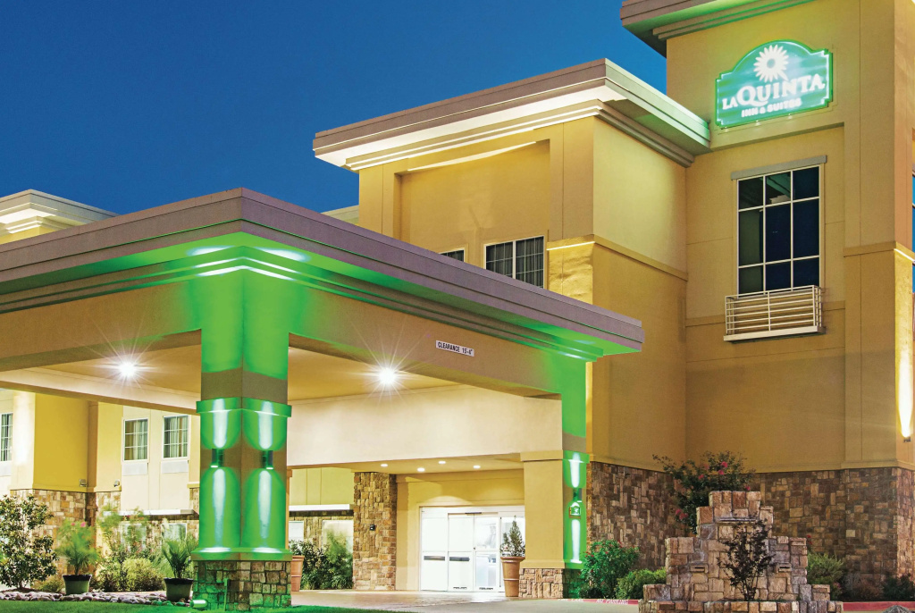La Quinta by Wyndham Ft. Worth - Forest Hill, TX