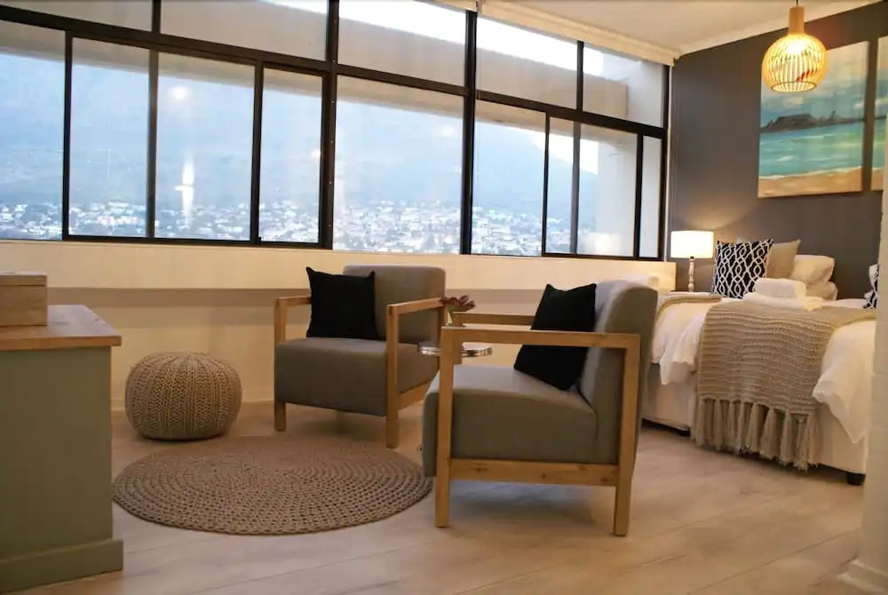 Gardens Centre Apartments