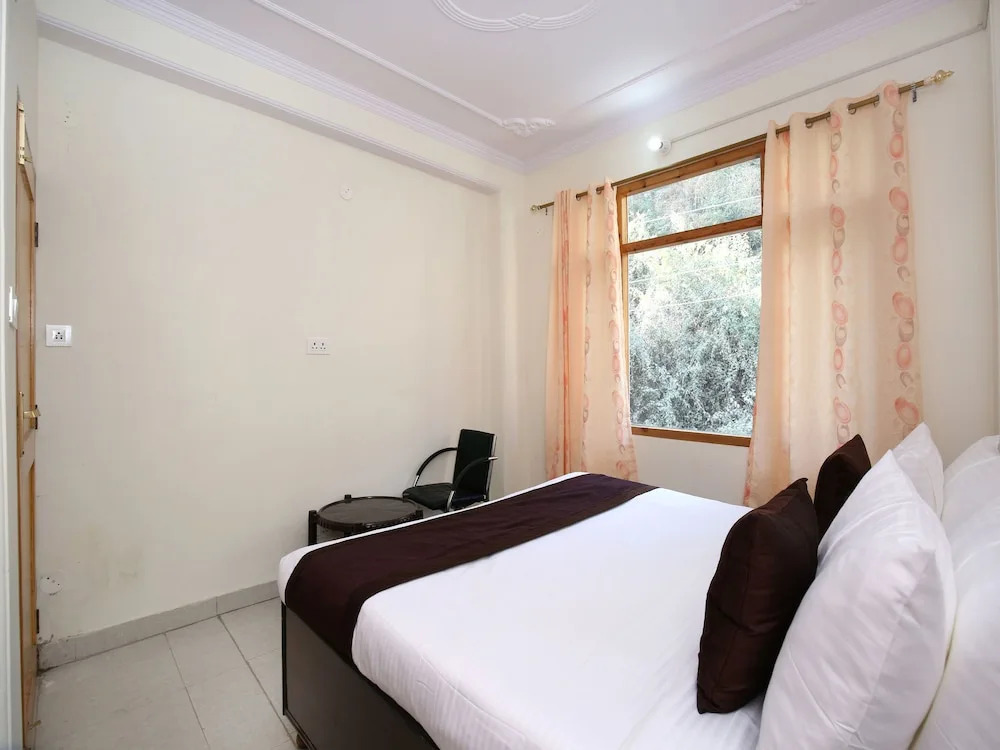 OYO 10083 Home Golden Forest View 2BHK Bhattakufer