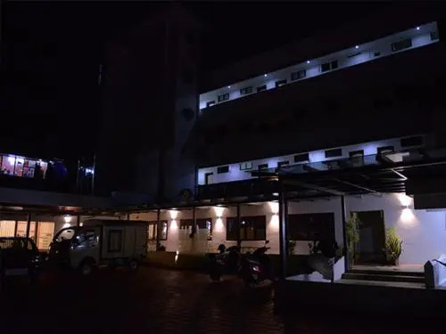 Queens Tourist Home
