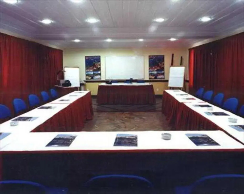 Colonna Park Hotel