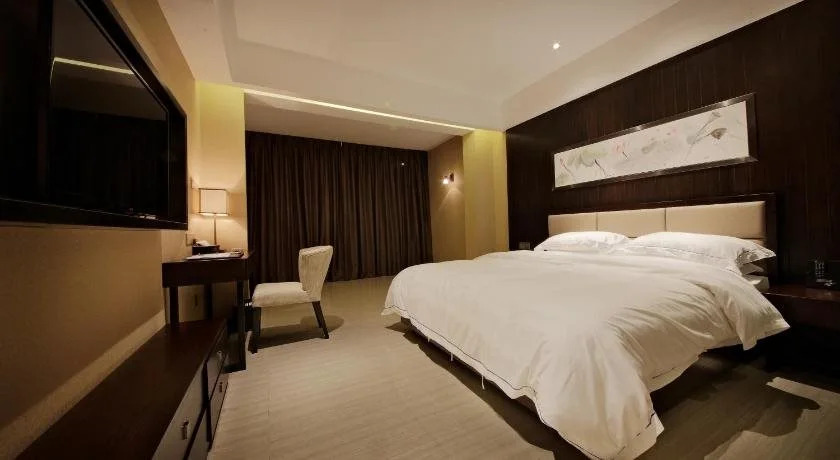 Eden Hotel