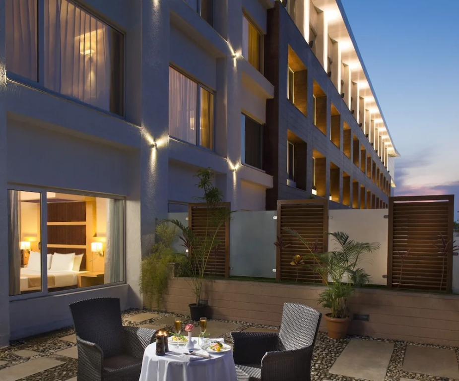 Country Inn & Suites By Carlson Mysore