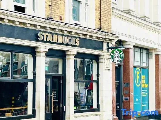 Modern Central London Flat | Self Check-in | Near Tube | Fast WiFi