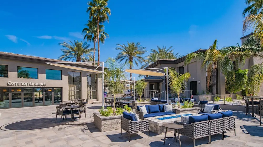 Luxury 2br Near Kierland Commons by Wanderjaunt