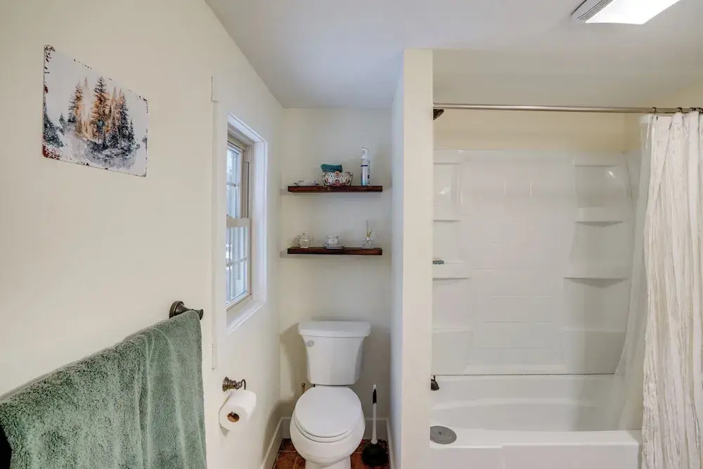 5 Mi to Mt Snow: Secluded Family Home w/ Game Area