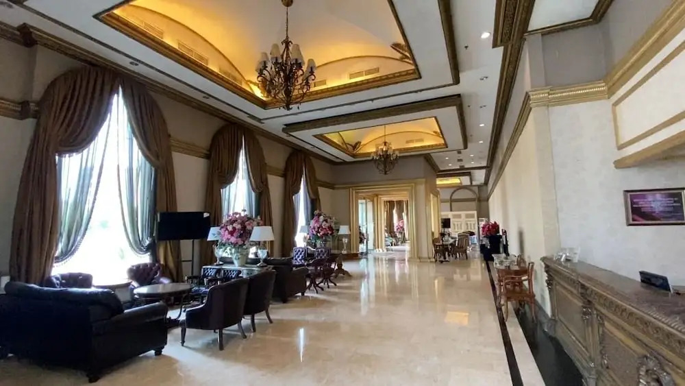 Grand Empire Palace Hotel