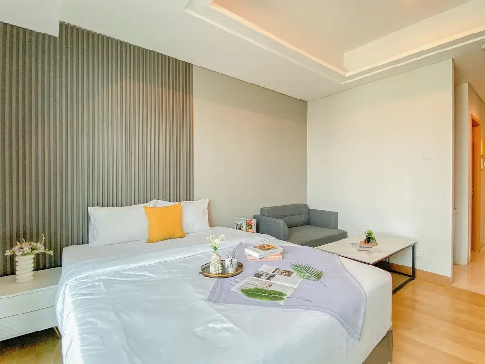 Wonderfully Warm And Homey Studio Apartment Capitol Suites