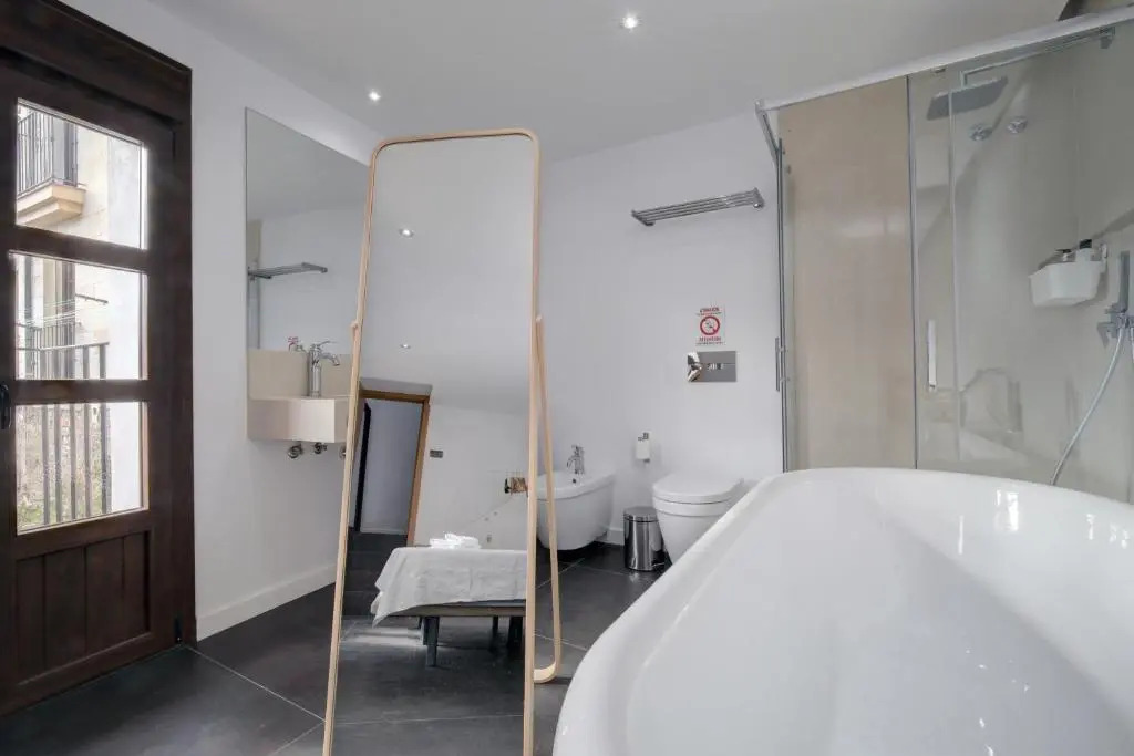 Wonderful views in luxury apartment