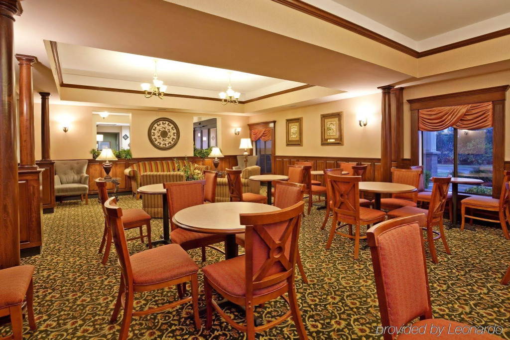 Holiday Inn Express & Suites Raleigh Durham Airport at RTP by IHG