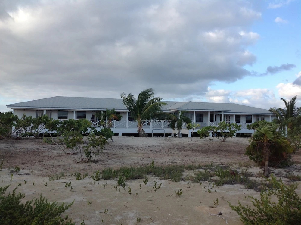 Salina Point Lodge