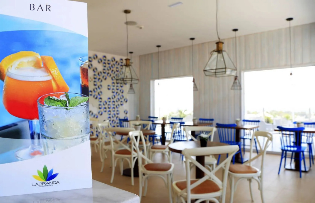 Отель BLUESEA Alyssa Suite