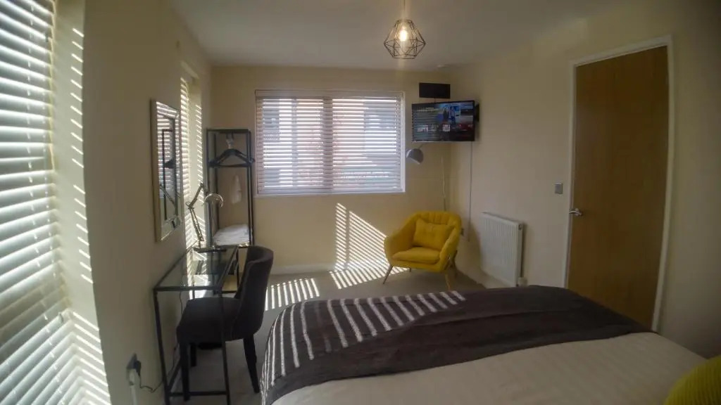 No 15 Barrack Townhouse with Parking