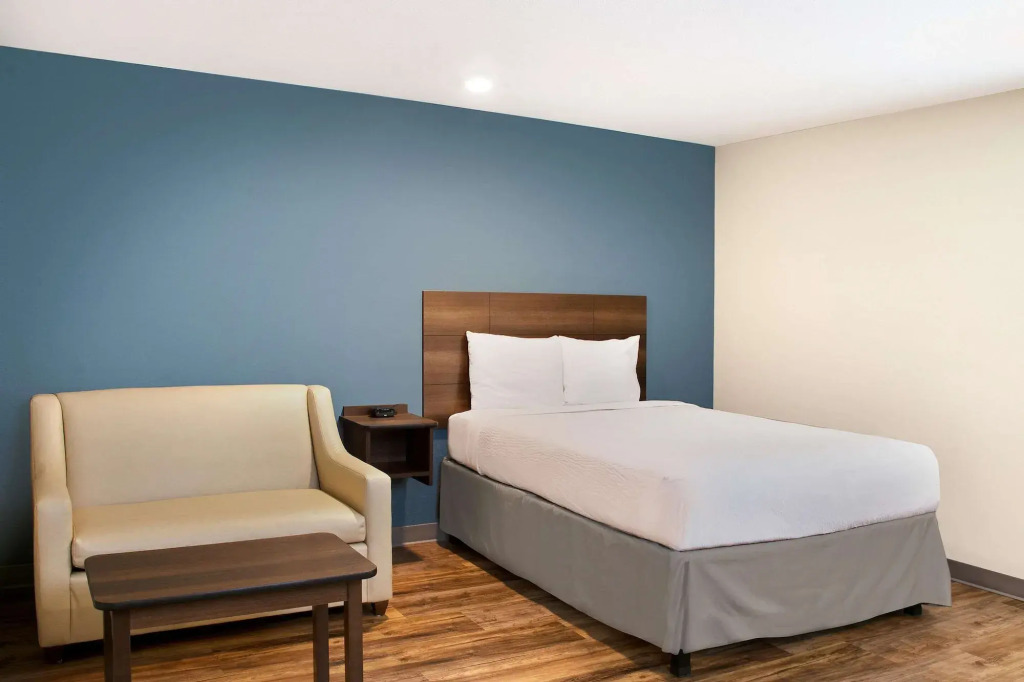 WoodSpring Suites Nashville Airport