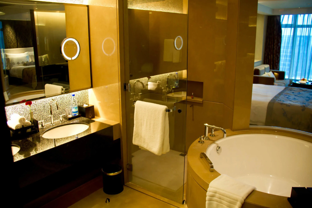 Ningbo Nanyuan Universe Deluxe Hotel