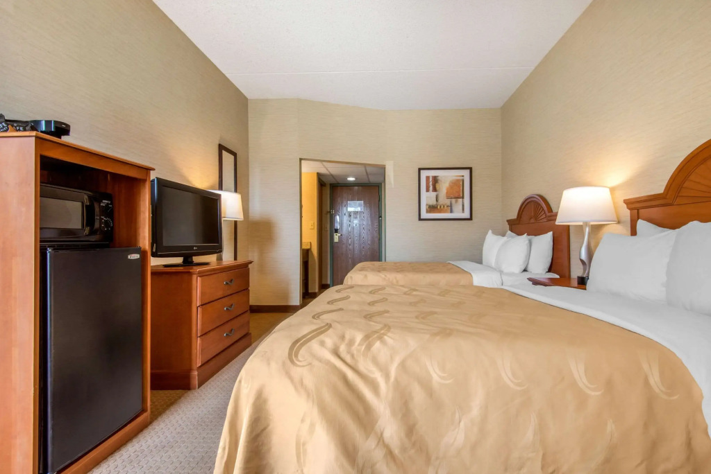 Quality Inn & Suites Mansfield