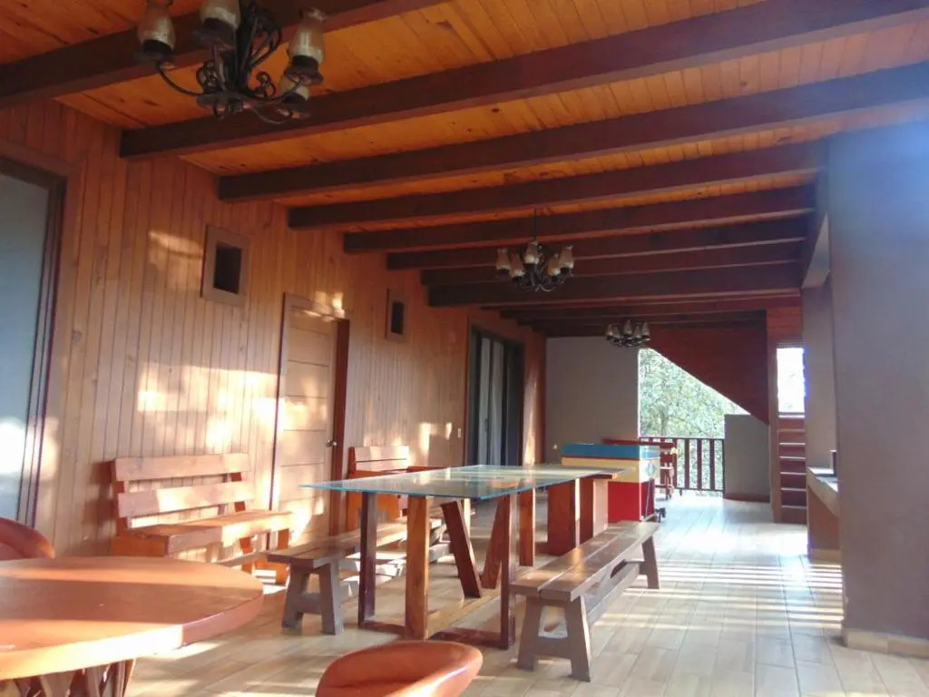 Cabaña dentro del Bosque para 24 Personas