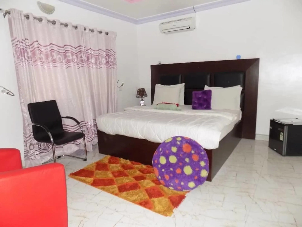 De Fellas Palace Hotel & Suites